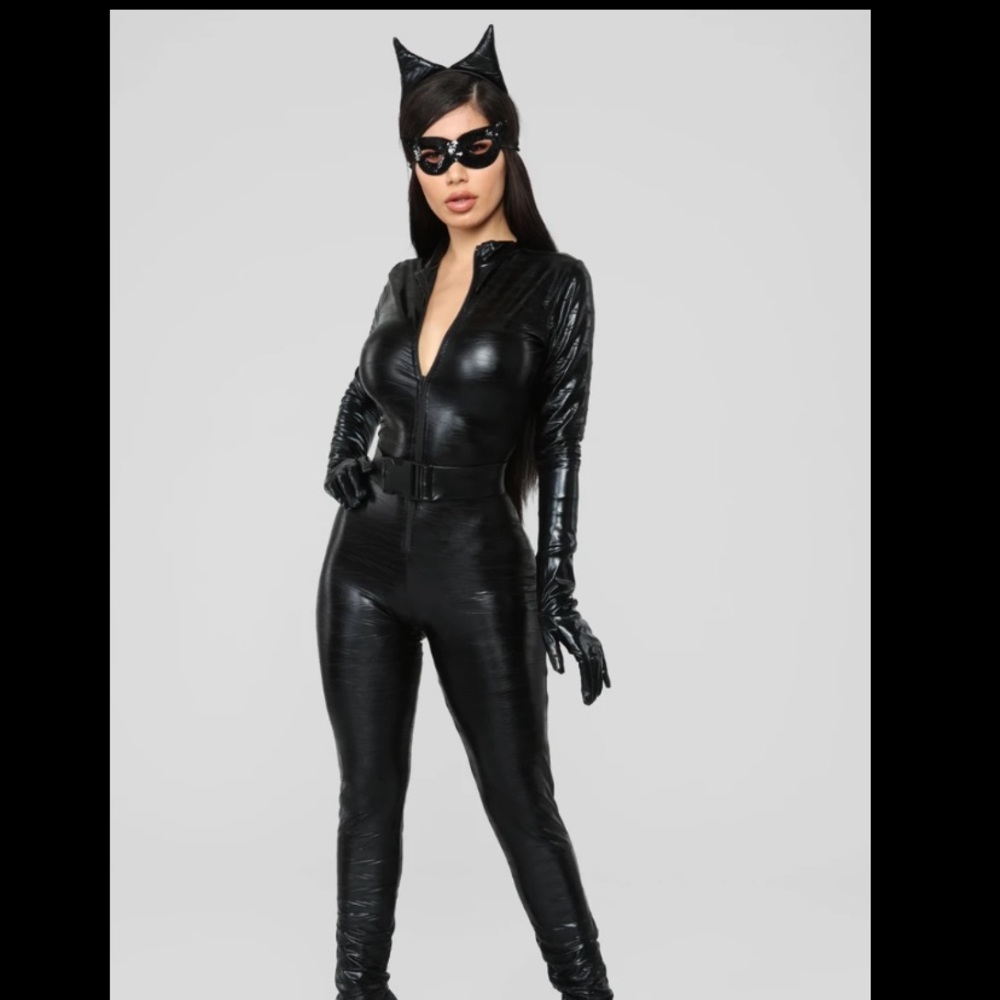 Cat costume for sell size large